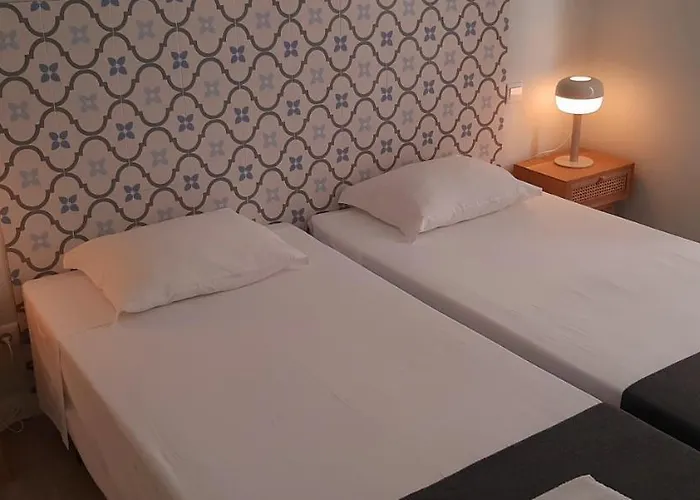 Hostel A Casa Da Arvore *