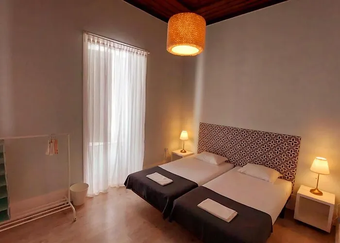 A Casa Da Arvore Hostel Faro