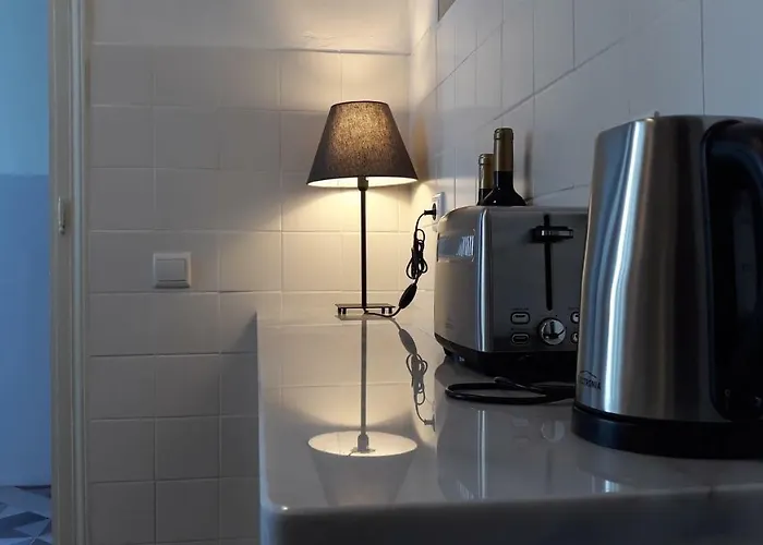 Hostel A Casa Da Arvore Faro