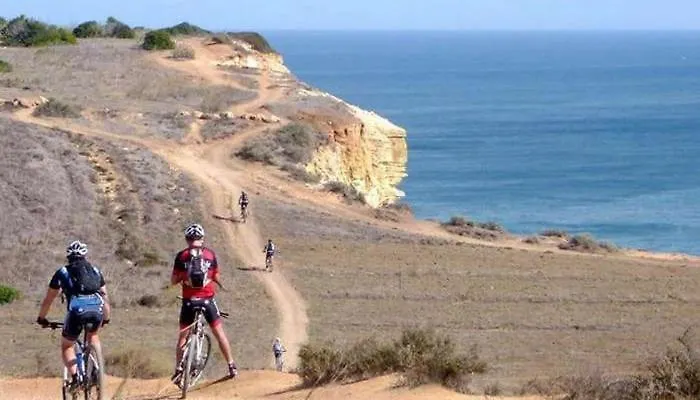 A Casa Da Arvore Hostel *