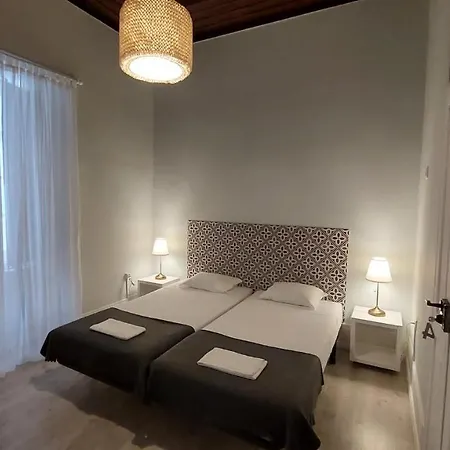A Casa Da árvore Ostello
