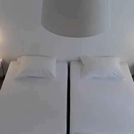 호스텔 A Casa Da Arvore 파로