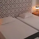 بيت شباب A Casa Da Arvore *