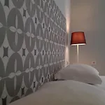A Casa Da Arvore بيت شباب فارو